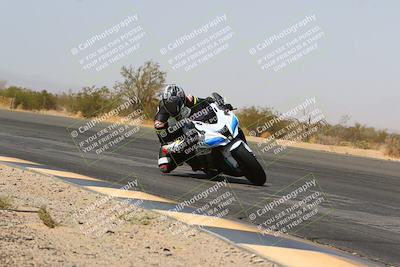 media/Mar-28-2022-Superbike Trackdays (Mon) [[b8603d0f67]]/Open Track Time/Turn 3 Inside/